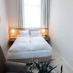 מלון Ostseehotel Warnemuende