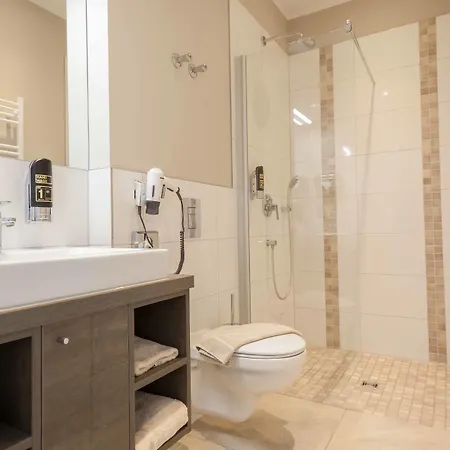 Ostseehotel Warnemuende 4* روستوك