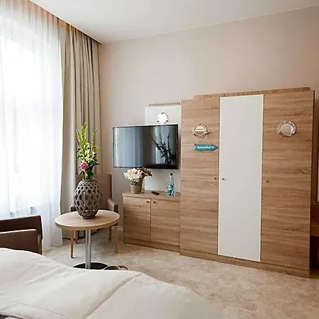 Hotel Ostseehotel Warnemuende 4*