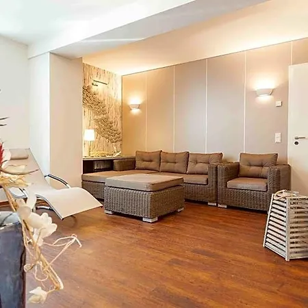 Ostseehotel Warnemuende מלון 4*