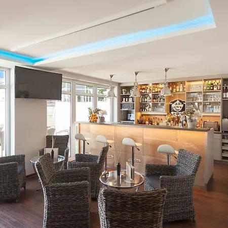 Ostseehotel Warnemuende מלון 4*